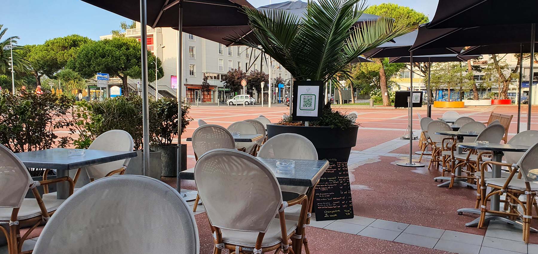 Déjeuner et diner service continu à La Souris Verte Royan Bar restaurant